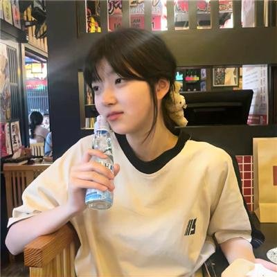 让叶兰在空中飞舞